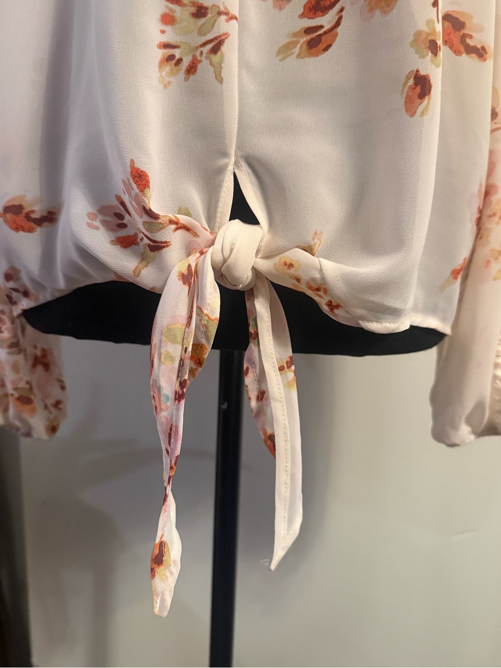 American Rag Cream Floral Tie-Front Boho Blouse - Picture 7 of 10
